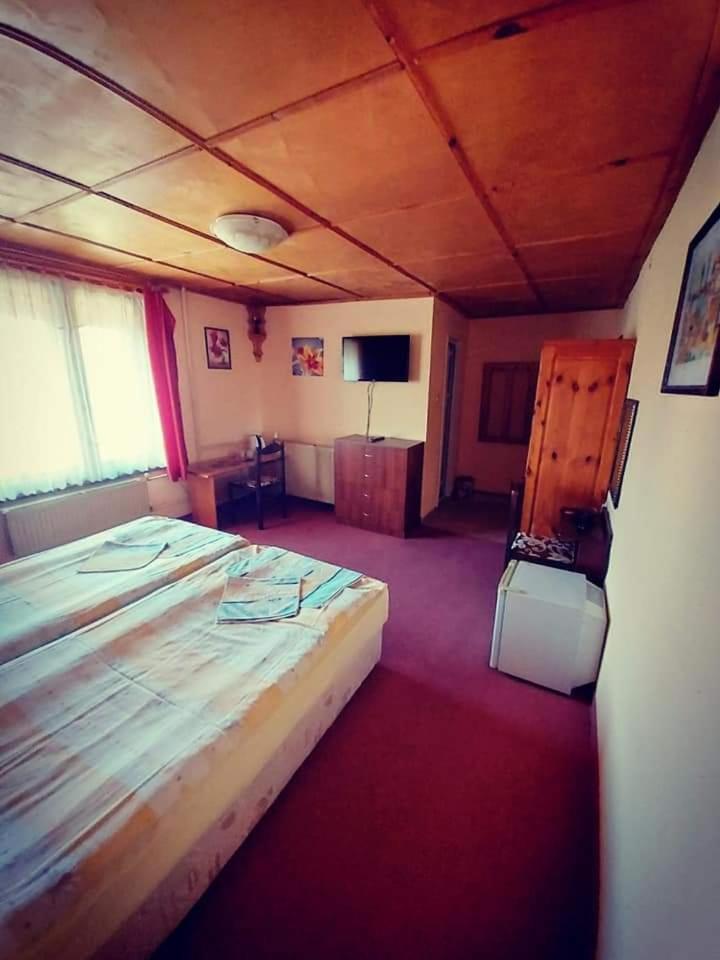 Family Hotel Santo Банско Экстерьер фото